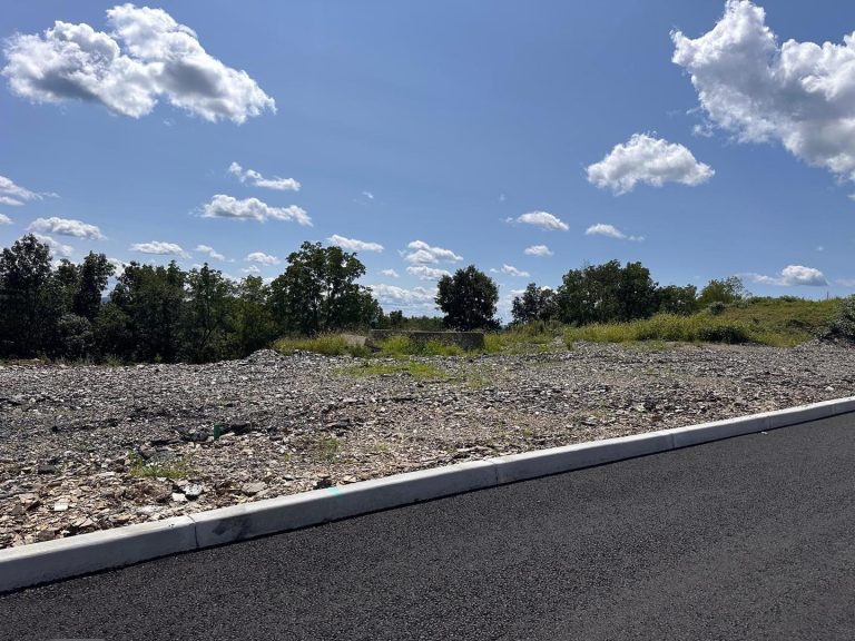 Community of Hilltop Phase III Kutztown PA macadam down